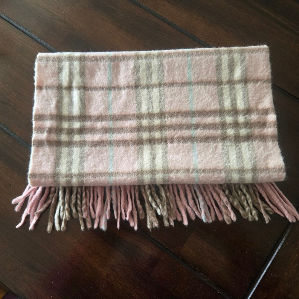 Burberry London Rose 100% Cashmere Scarf - Picture 2 of 4
